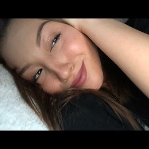 Meet your Posher, Casey